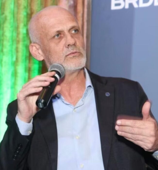 No momento, você está visualizando Governo Lula exonera secretário responsável por colocar a BYD na “lista suja” do trabalho escravo