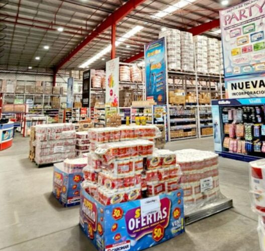 No momento, você está visualizando ARROCHO: Em crise, tradicional rede de supermercados fecha unidades e demite mais de 100 funcionários