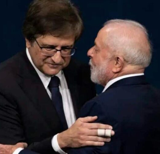 No momento, você está visualizando CPI do Crime dispara: Paulo Gonet teve “omissão total” no caso Master, diz relatório final