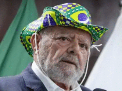 Sósia de Lula, médico aliado de Bolsonaro transforma aparência em vantagem política