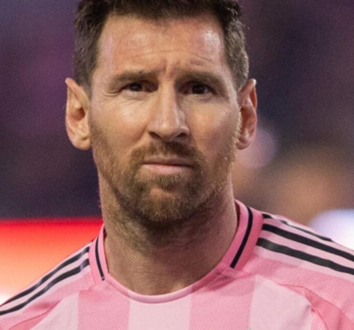 No momento, você está visualizando PENDURANDO AS CHUTEIRAS? Lionel Messi compra clube de futebol na Espanha