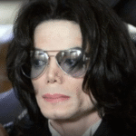 Diretor de documentário compara Michael Jackson a Jeffrey Epstein e gera forte reação mundial