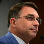 A explicação de deputado por que Flávio Bolsonaro deve ‘surpreender’ nas próximas pesquisas