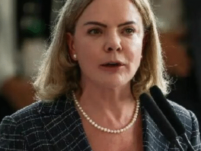 TRE-PR ordena Gleisi Hoffmann apagar post sobre Deltan Dallagnol; VEJA