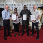 Sicredi firma parceria internacional para fortalecer liderança cooperativista. Ato foi intermediado pelo Conselho Mundial de Cooperativas de Crédito. Veja benefícios