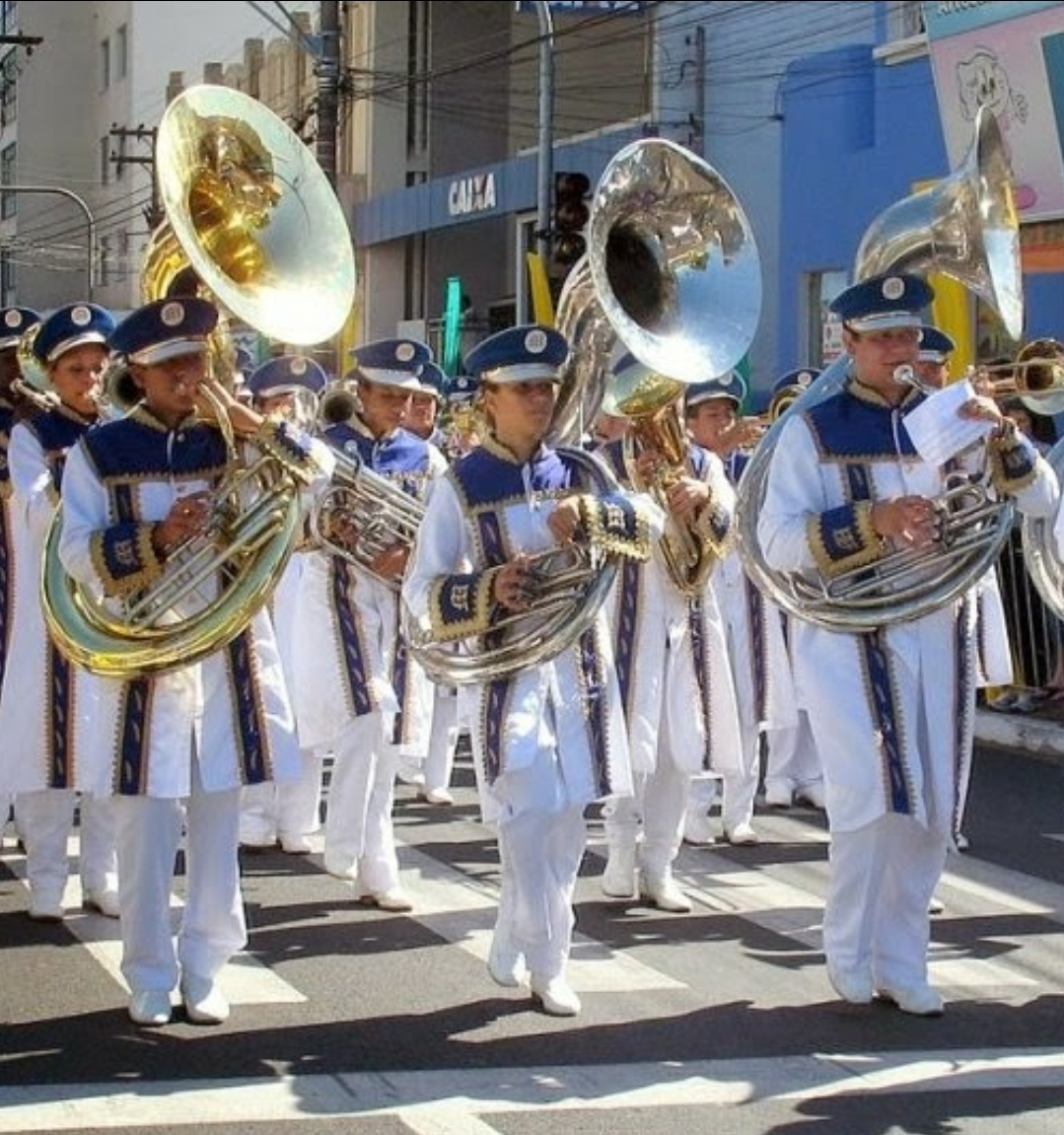 No momento, você está visualizando Cultura abre inscrições para Banda Marcial “Cidade de Marília”. Alunos terão toda estrutura. Uniforme, instrumento musical e até lanche. Sem custos