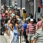 Comércio no Feriadão: lojas do varejo de Marília abrem nos feriados facultativamente. Tanto hoje, sexta, quando amanhã, aniversário da cidade. Mas movimento deve se grande. Veja tudo