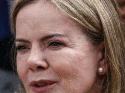 LADEIRA A BAIXO: Deputada Gleisi amarga a 5ª colocação na disputa pelo Senado e caminha para ser expurgada do Congresso