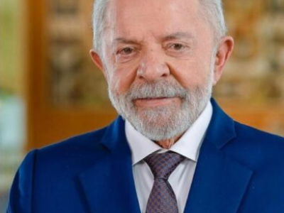 URGENTE: Flávio Bolsonaro e Lula empatam em eventual 2º turno, aponta pesquisa; VEJA NÚMEROS
