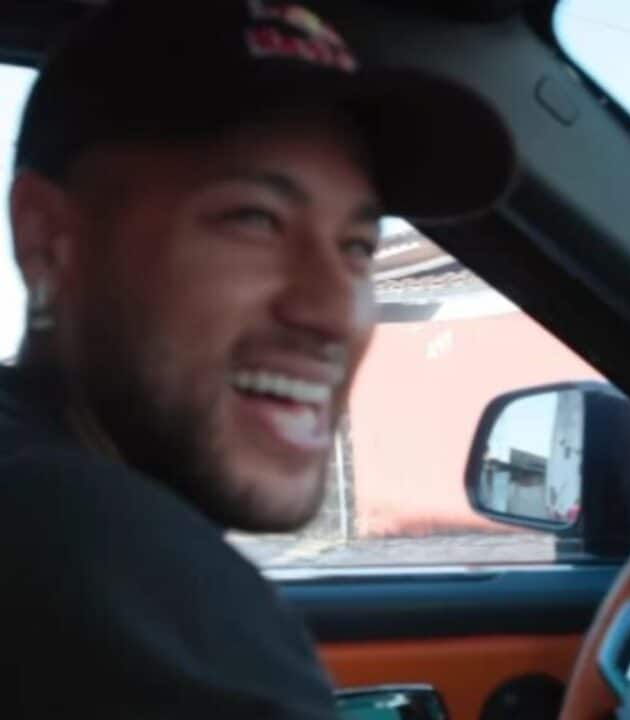 No momento, você está visualizando Neymar emociona fãs ao revelar reação após convocação para a Copa do Mundo