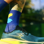 Nova marca chinesa de tênis estreia no Brasil e promete disputar mercado com Nike e Adidas