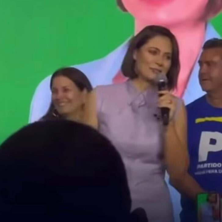 No momento, você está visualizando Michelle chama Alexandre de Moraes de ‘irmão em Cristo’ durante discurso;VEJA VÍDEO
