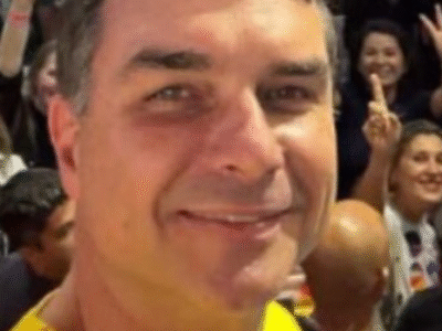 BOMBA: Em nova pesquisa, entrevistados dizem que áudio vazado com Vocaro não muda opinião sobre Flávio Bolsonaro; VEJA NÚMEROS