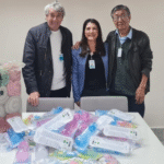 Hospital Beneficente Unimar recebe doação de mamadeiras e cobertores da Associação Amigos do Bar. Mais um gesto de cuidado ao próximo