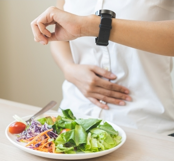 No momento, você está visualizando Jejum é melhor que dieta para emagrecer? Veja resultado da análise de ensaios clínicos envolvendo cerca de 2 mil pessoas e publicada na Cochrane Library