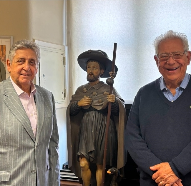 No momento, você está visualizando Provedor da Santa Casa de Marília, Norival Carneiro Rodrigues, é recebido pelo provedor da histórica Santa Casa da Misericórdia de Lisboa. Veja importância da troca de experiências