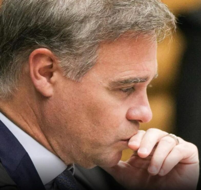No momento, você está visualizando André Mendonça cobra da PF materiais da quebra de sigilo da amiga de Lulinha; VEJA