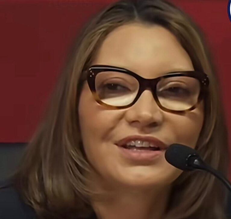 No momento, você está visualizando Janja chama Silas Malafaia de ‘insignificante’ em evento do PT com evangélicos; VEJA VÍDEO