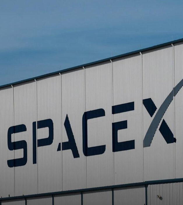 No momento, você está visualizando Funcionários e ex-funcionários da SpaceX ficam milionários da noite para o dia; SAIBA MAIS