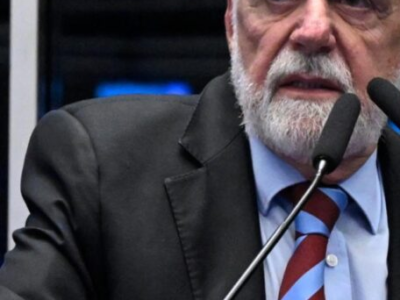 “Cometemos um erro;” afirma Jaques Wagner, sobre delação premiada de investigados presos e considera tortura. Mas não fala de Mauro Cid, que possibilitou a invenção da trama golpista