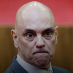 Oposição aumenta pressão e protocola mais um pedido de impeachment contra Moraes
