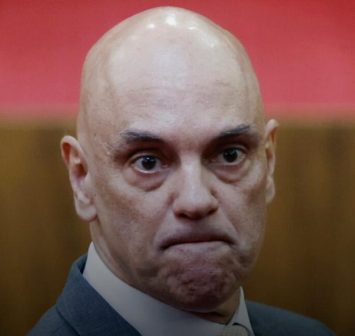 No momento, você está visualizando Oposição aumenta pressão e protocola mais um pedido de impeachment contra Moraes