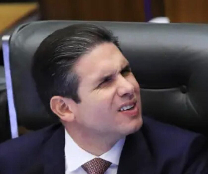 No momento, você está visualizando Câmara dos Deputados aproveita plenário vazio para aprovar texto polêmico em menos de 2 minutos; VEJA MAIS