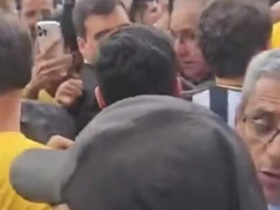 Flávio Bolsonaro visita Mercado Central em MG e multidão toma conta; VEJA VÍDEO