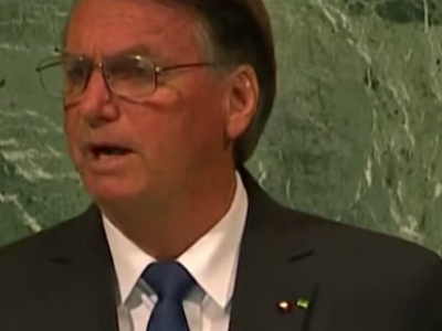 “Estou com três mulheres dentro de casa”, afirmou Bolsonaro sobre 4rma apreendida; ASSISTA VÍDEO