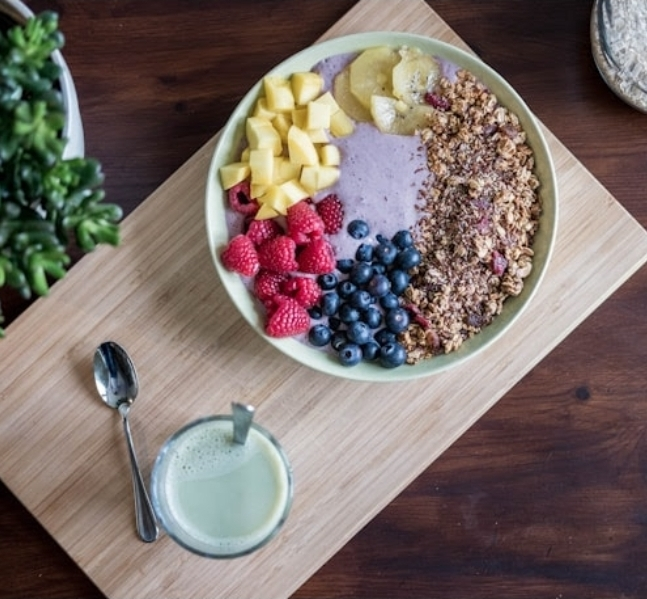 No momento, você está visualizando As vantagens (e os riscos) da tendência de comer mais fibras. Redes sociais destacam o “fibermaxxing” mas, cuidado. Veja várias novidades com nutrólogo do Einstein