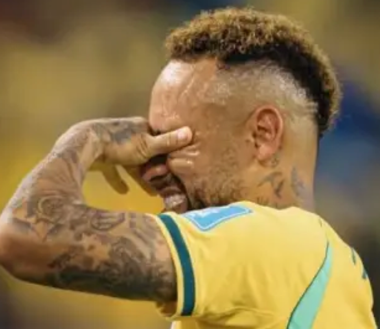 No momento, você está visualizando Neymar utiliza mantra de Hamilton após volta à seleção e piloto reage; VEJA MAIS