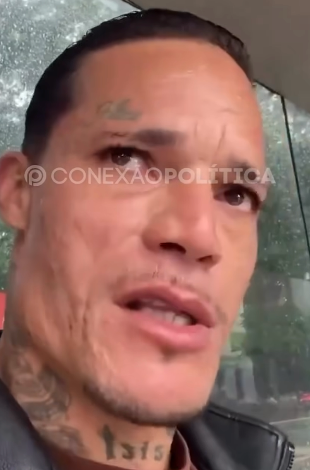 No momento, você está visualizando Homem chora ao desabafar sobre o Brasil: “A gente trabalha tanto e não sai do lugar;” VEJA VÍDEO