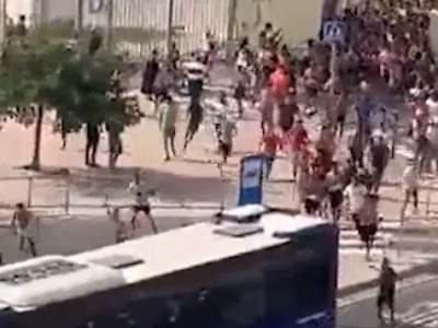 URGENTE: invasão de imigrantes de Marrocos a Espanha pela fronteira impressiona pela quantidade de pessoas, VEJA VÍDEO