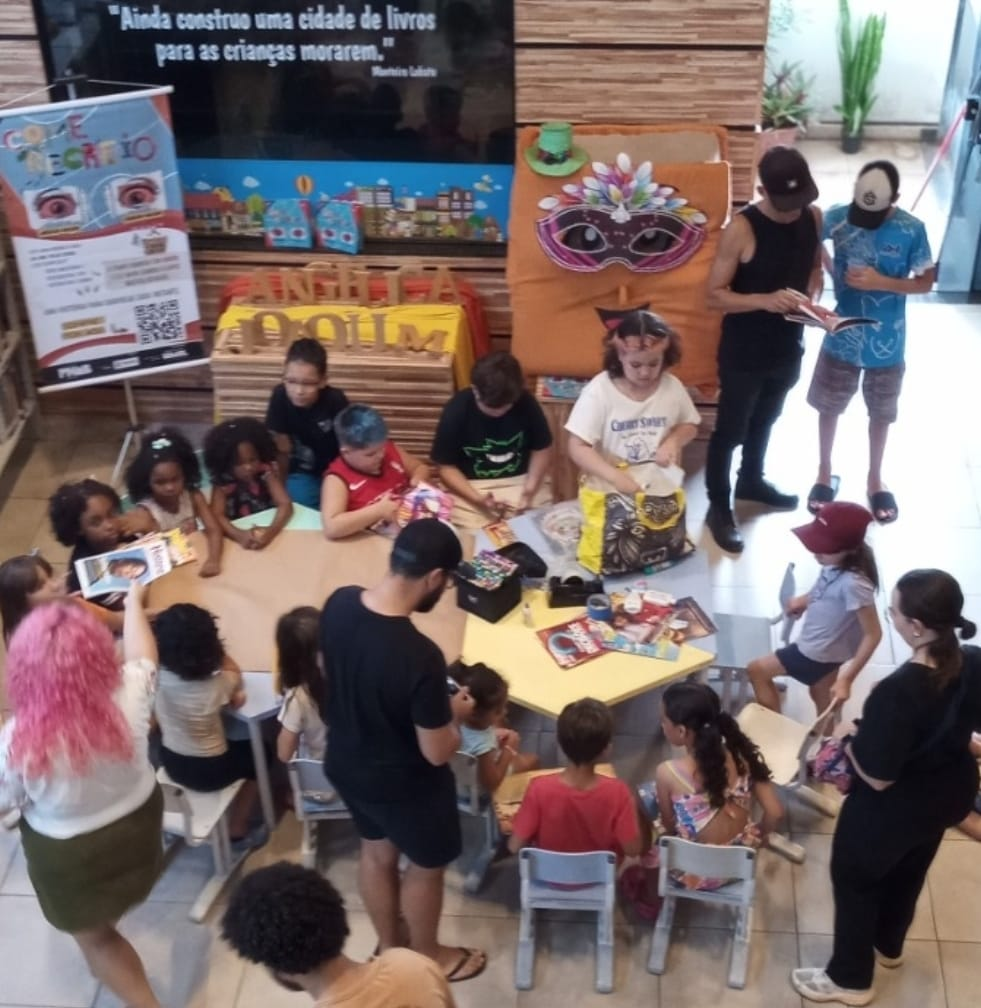 No momento, você está visualizando Biblioteca Municipal prepara programação especial de férias com oficinas, contação de histórias e atrações para toda a família. Veja