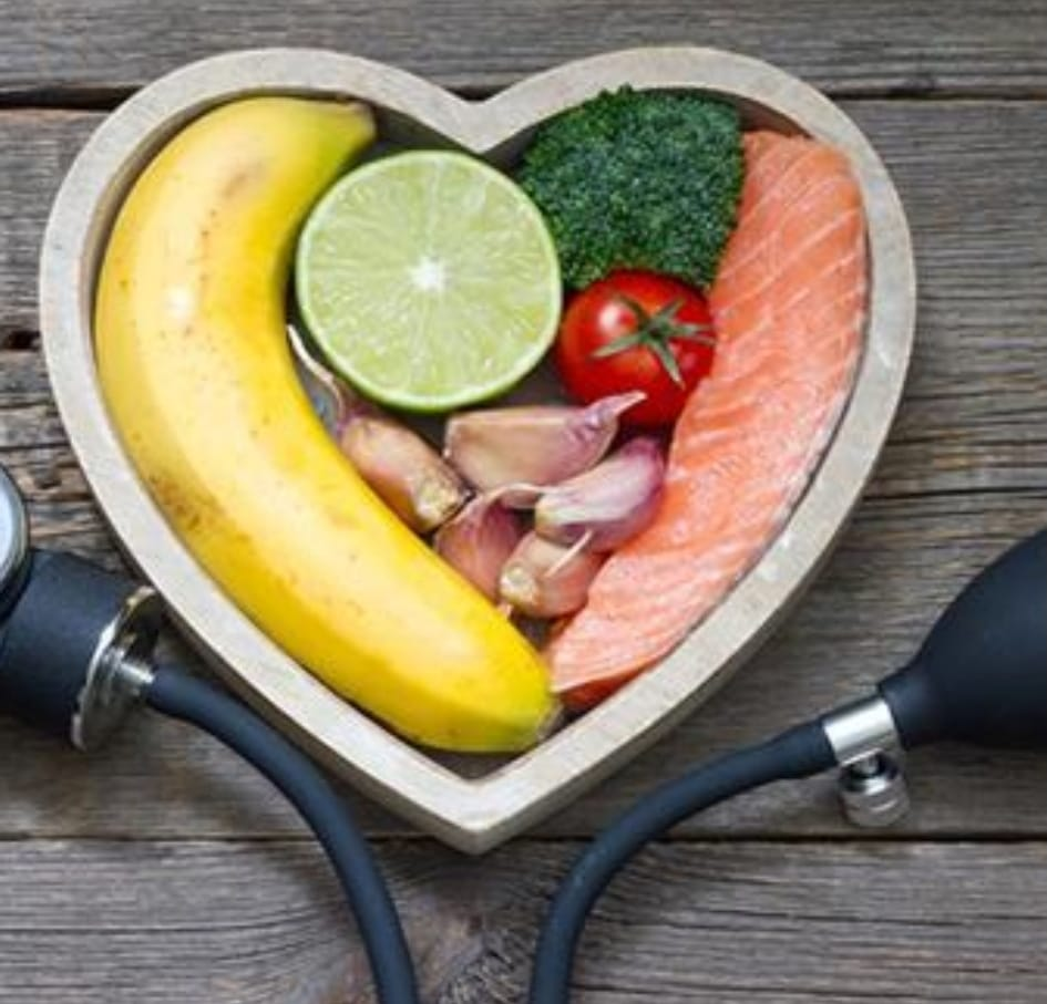 No momento, você está visualizando Um guia para a dieta DASH. Padrão alimentar saudável, um dos mais bem avaliados, é fácil, versátil e delicioso absolutamente. Veja o que você precisa saber