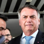 Após ação da PF contra Bolsonaro, Carlos reage e cita Lulinha nas redes sociais; VEJA POSTAGEM