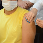 Atenção: encerra no dia 14 o prazo da campanha de ampliação da vacinação contra a Dengue para as crianças e jovens de 6 a 16 anos de idade