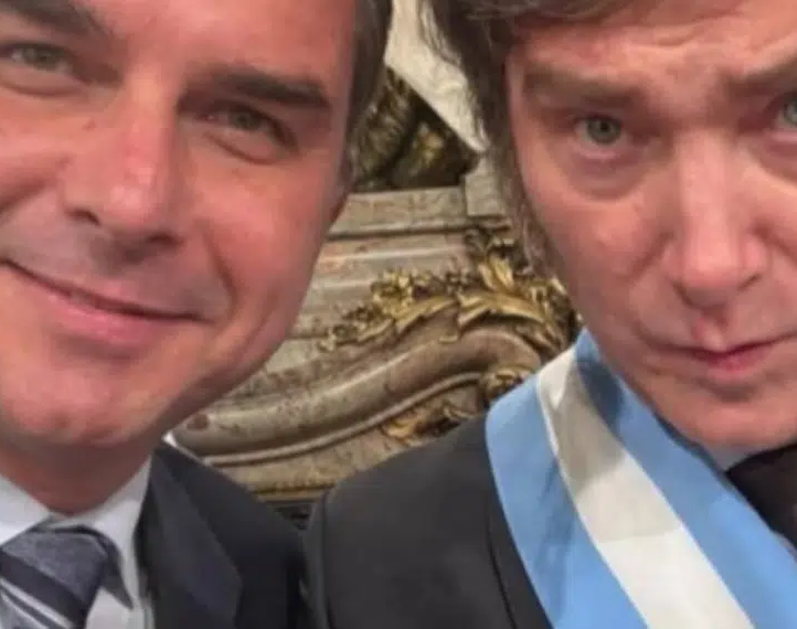 No momento, você está visualizando Milei reforça aliança com Bolsonaro e anuncia participação em ato de Flávio no Brasil