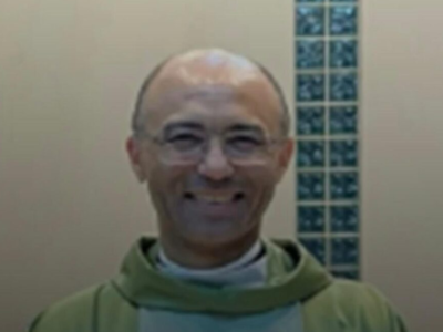 Saiba o que levou Vaticano a excomungar padre de igreja no DF