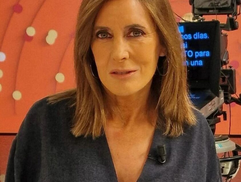 No momento, você está visualizando Apresentadora abandona programa ao vivo aos prantos e faz revelação; VEJA VÍDEO