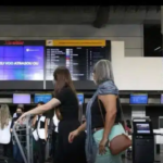 Viajar de avião vai ficar mais caro? Governo reajusta tarifas em 14 aeroportos; VEJA VALORES