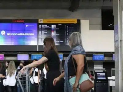 Viajar de avião vai ficar mais caro? Governo reajusta tarifas em 14 aeroportos; VEJA VALORES