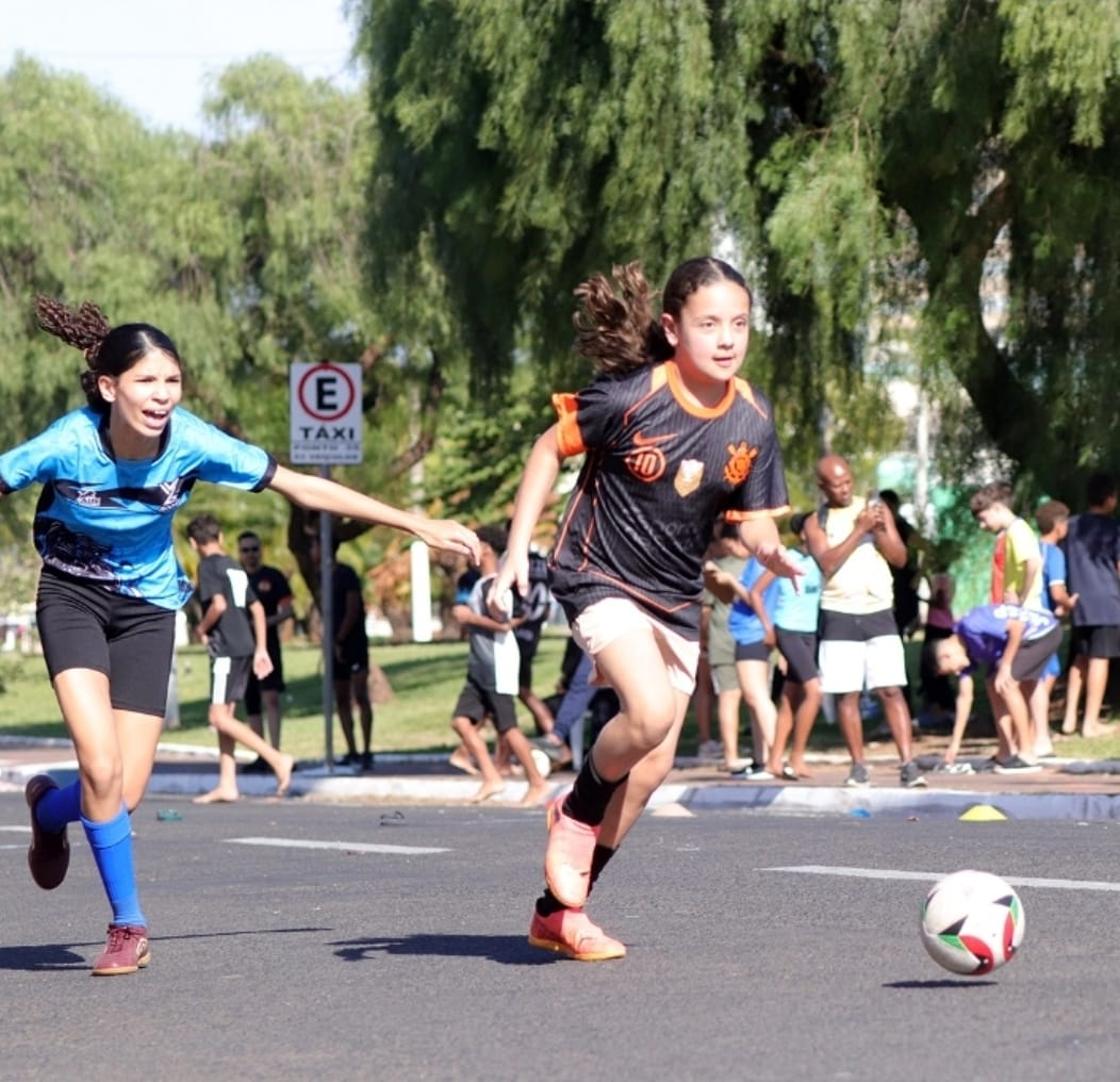 No momento, você está visualizando 1º Campeonato de Futebol de Rua Raiz reúne mais de 120 participantes em Marília. Competição serviu de momentos de esporte e confraternização. Confira