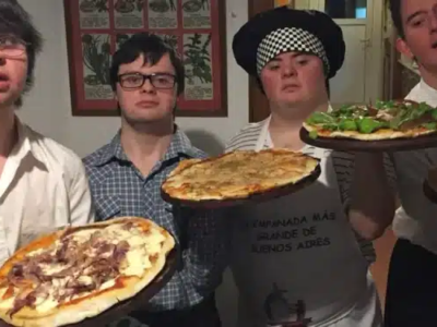 Amigos com síndrome de Down criam própria pizzaria após falta de oportunidades, VEJA