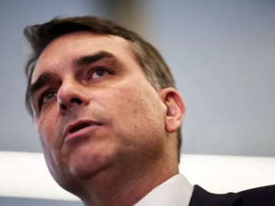 “Não me rebaixo para tirano”, diz Flávio após proibição de visitar Bolsonaro, VEJA