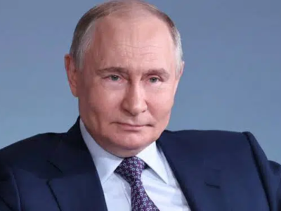 Oligarcas retiram fortunas da Rússia por medo de colapso econômico e de confisco por Putin, diz canal