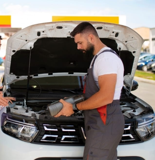 No momento, você está visualizando Sebrae-SP e SENAI promovem evento gratuito em Marília sobre a nova era da reparação de carros elétricos e híbridos. Voltado a todos do setor. Inscreva-se aqui