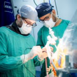 Hospital Beneficente Unimar realiza com sucesso primeira cirurgia de estimulação cerebral profunda para tratamento do Parkinson. Um marco na madicina de alta complexidade. Saiba tudo