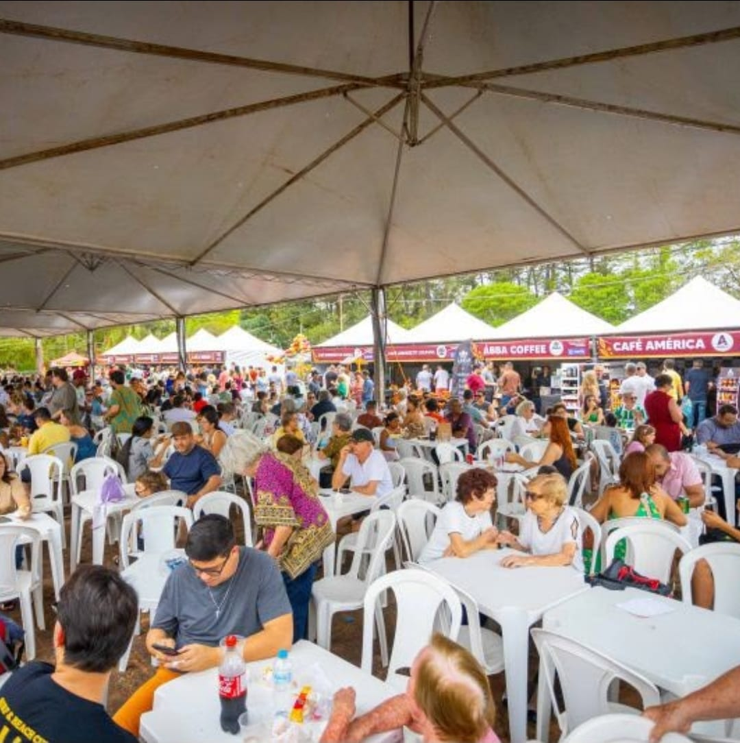 No momento, você está visualizando Festival do Café de Marília 2026. Prefeitura abre credenciamento para food trucks e barracas. Confira aqui requisitos, prazos e como se inscrever