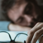 Quando sentir muito sono pode indicar problema sério, segundo estudo